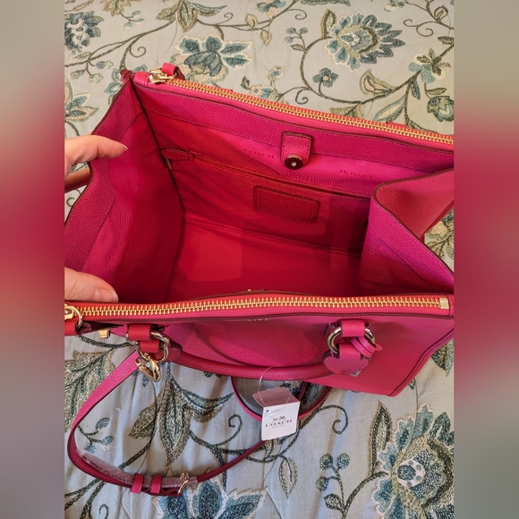 NWT Coach pebbled leather handbag - Picture 4 of 8